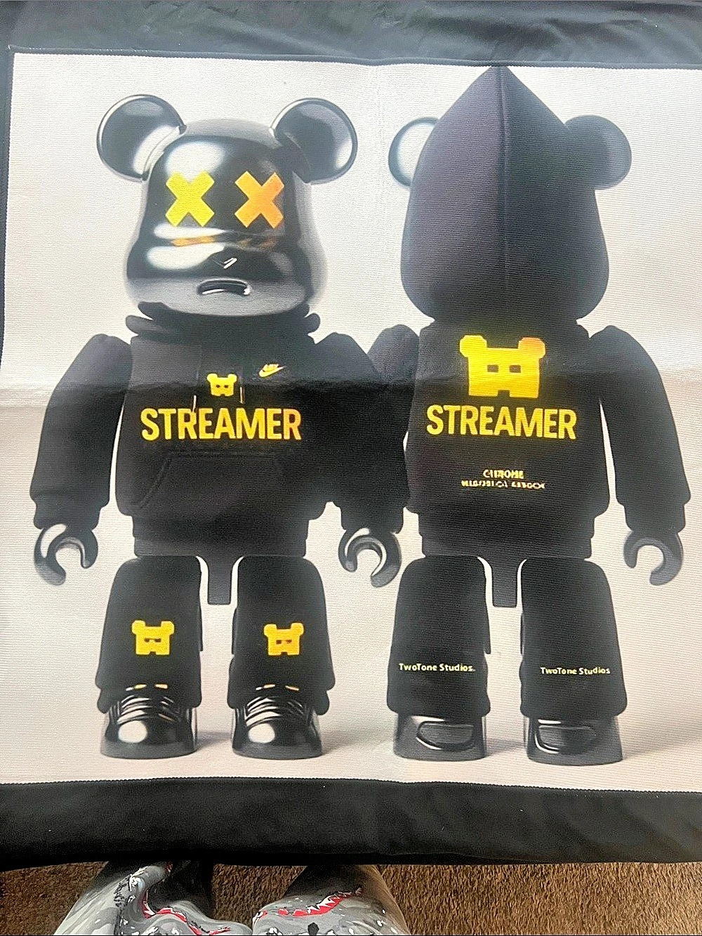 Streamer Bearbrick Graphic Like New